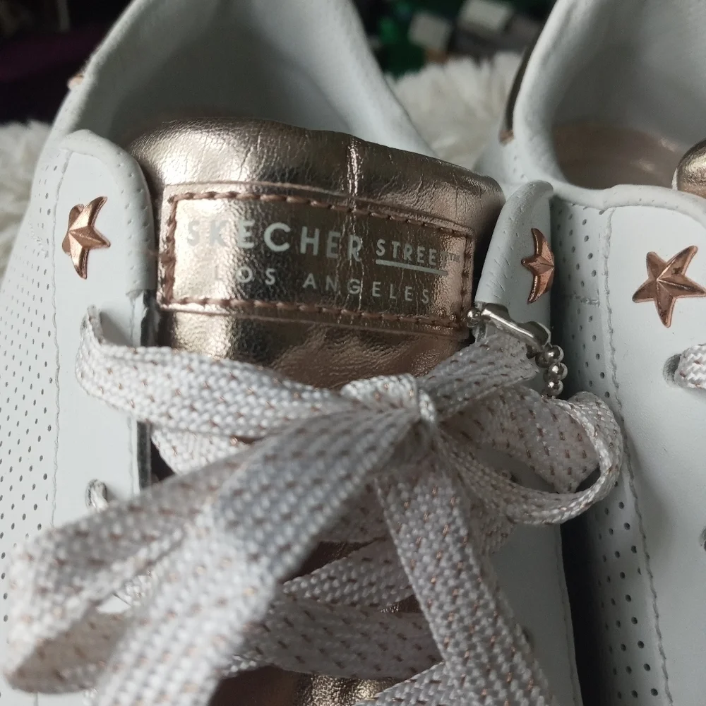 Skechers street leather